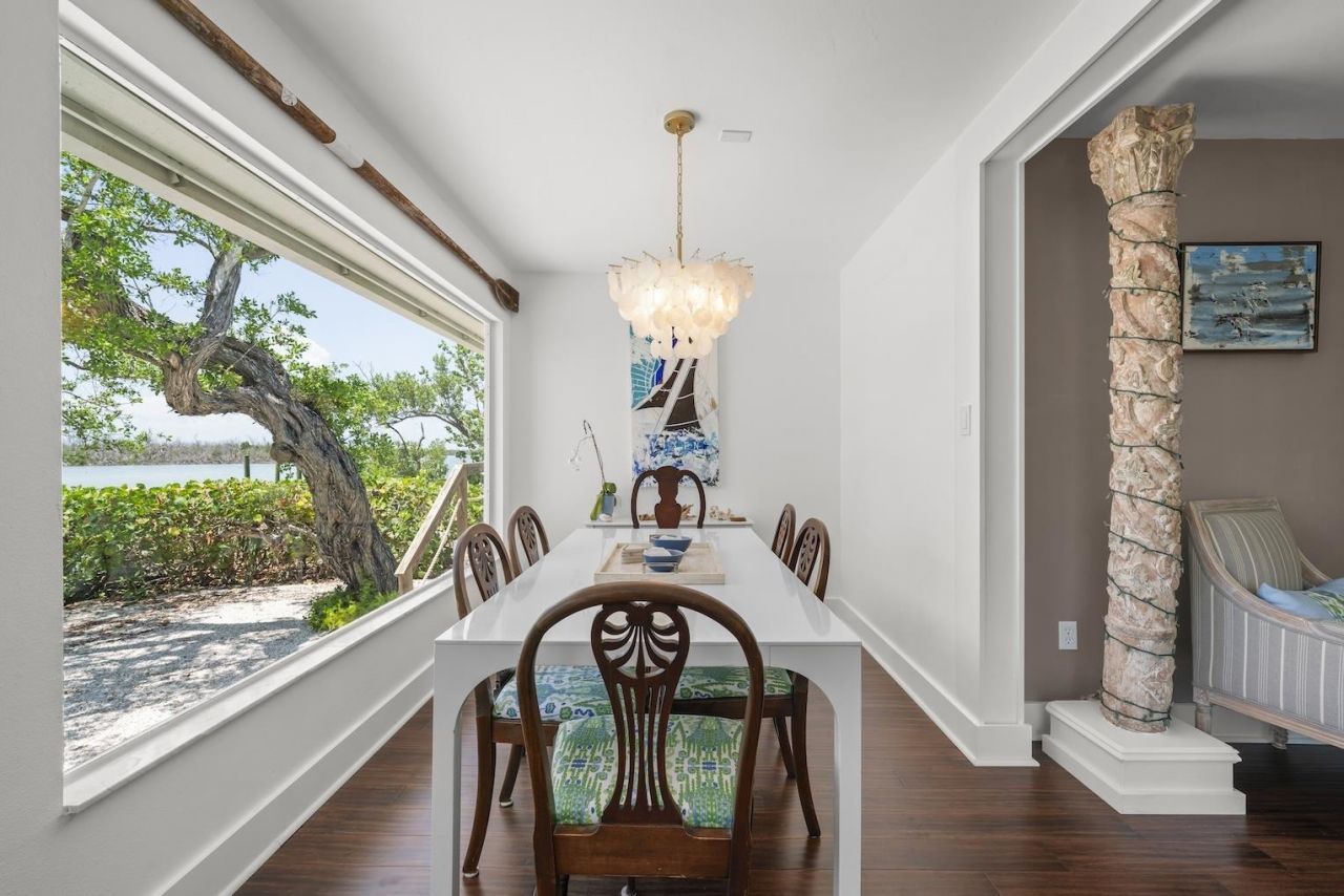 2539 Coconut Dr, Sanibel, FL 33957 Photo