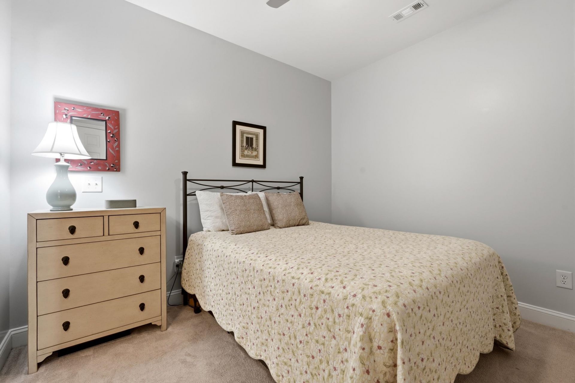 694 Botany Loop Photo 27