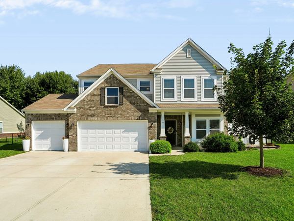 110 N Raymond Avenue, Trafalgar, IN 46181