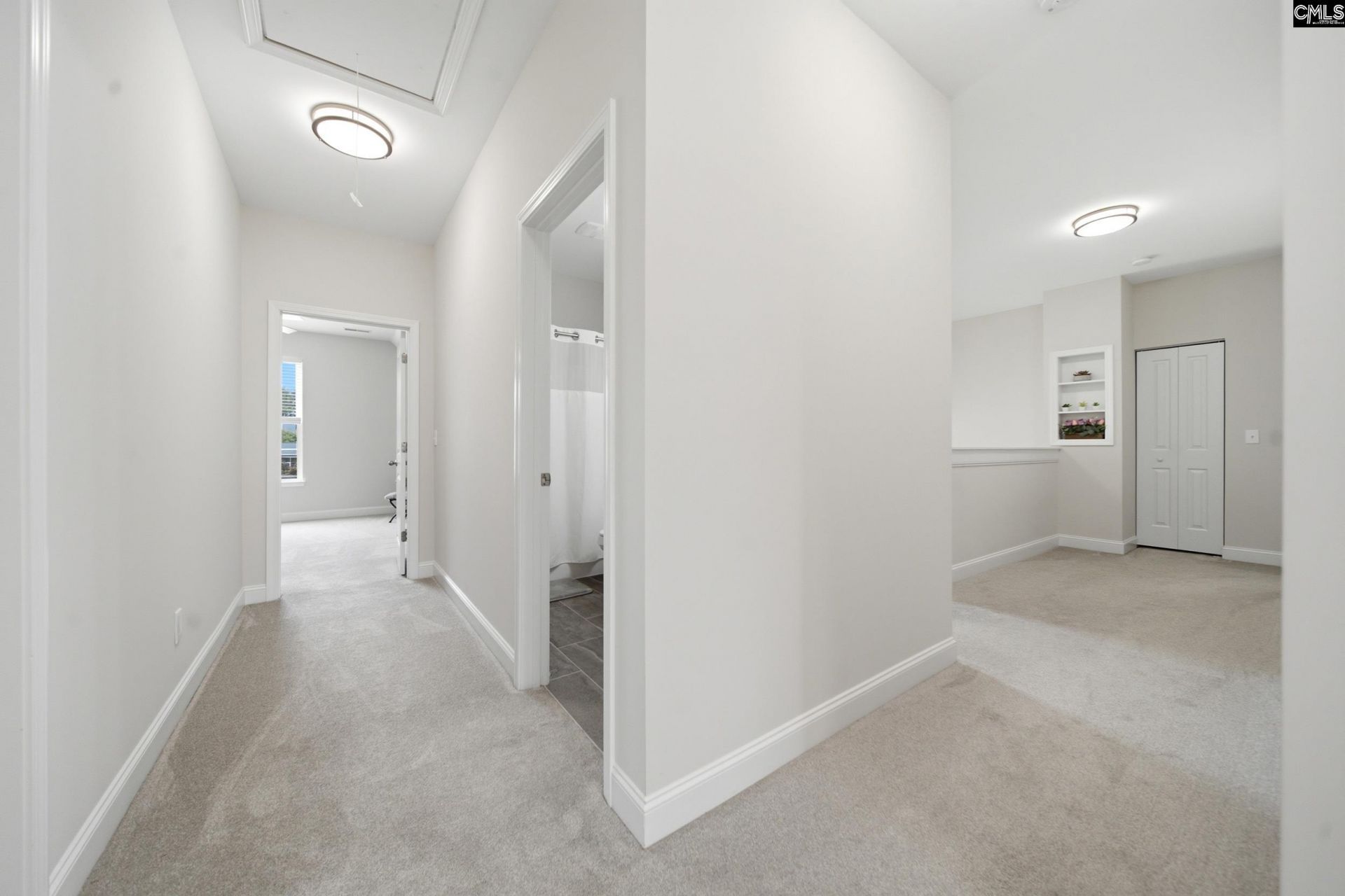 308 Pantigo Lane  Photo 16