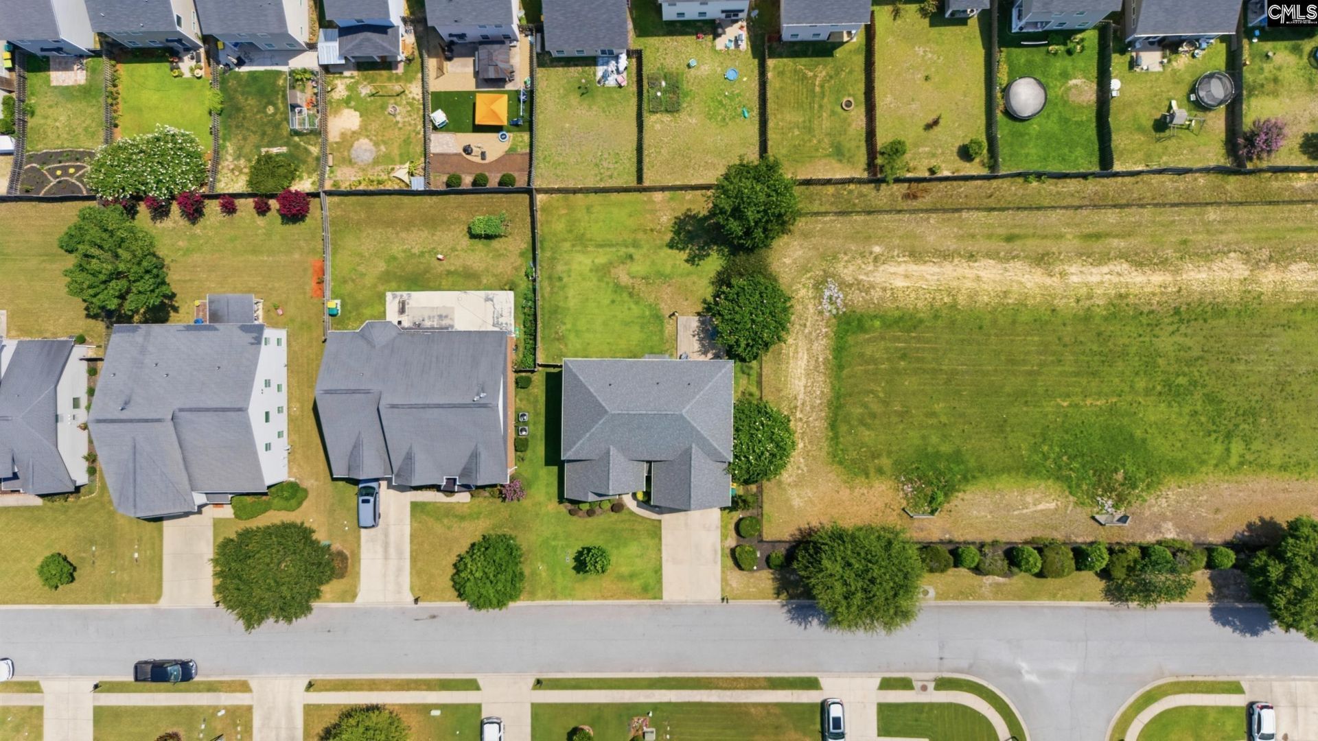 308 Pantigo Lane  Photo 32