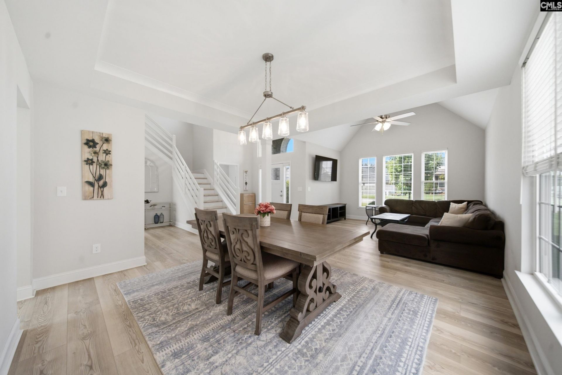 308 Pantigo Lane  Photo 7