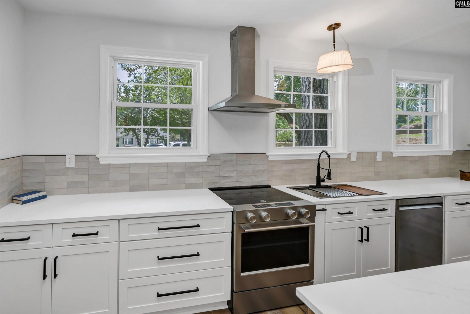 1603 Tanglewood Road  Photo 8