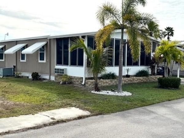 5520 Colonial RD , NORTH FORT MYERS, FL 33917