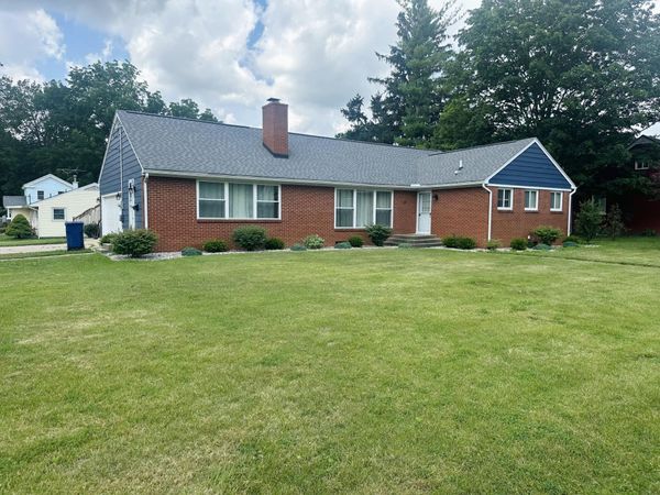 49 S Main Street, Quincy, MI 49082