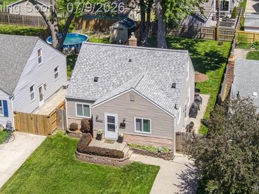 3330 Ellwood Avenue, Royal Oak, MI 48073
