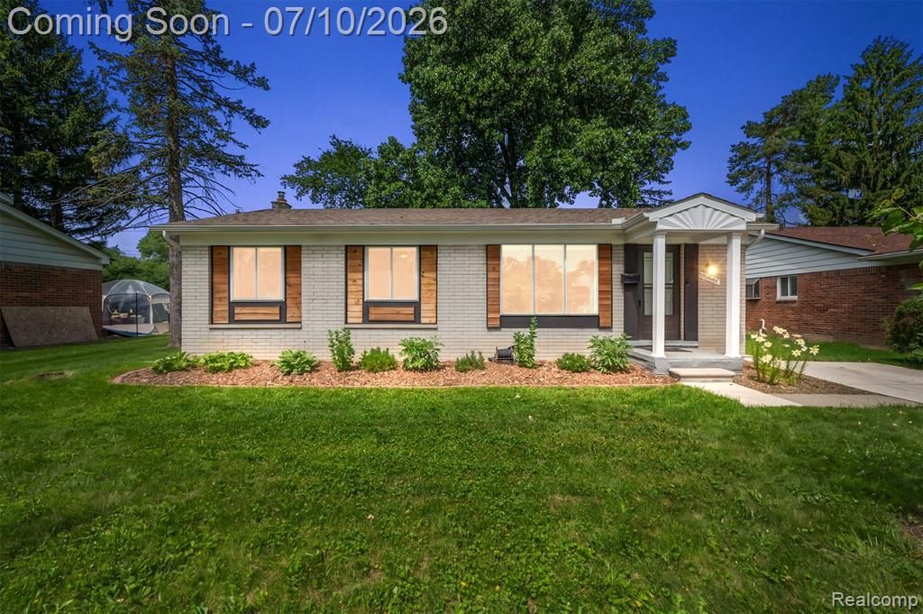 29815 Marshall Street, Southfield, MI 48076 Main Photo