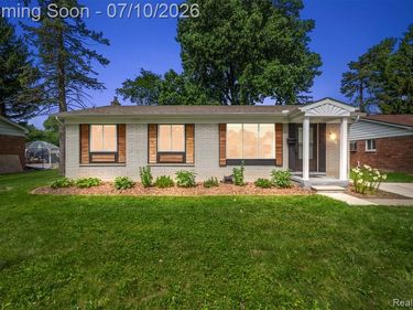 29815 Marshall Street, Southfield, MI 48076