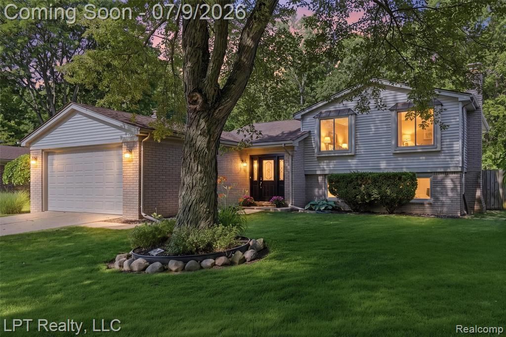 1408 Ledgewood Drive, Canton, MI 48188 Main Photo