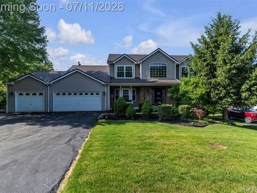 3955 Forest Edge Drive, Commerce Twp, MI 48382