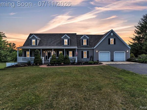 10146 Marshall Road, Green Oak Twp, MI 48178