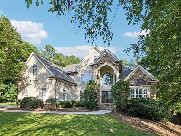 1038 Overlook Drive , Villa Rica, GA 30180