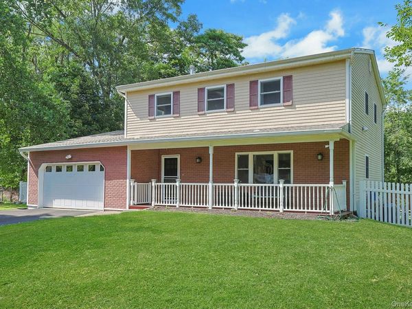 10 Pepperill Court, New City, NY 10956