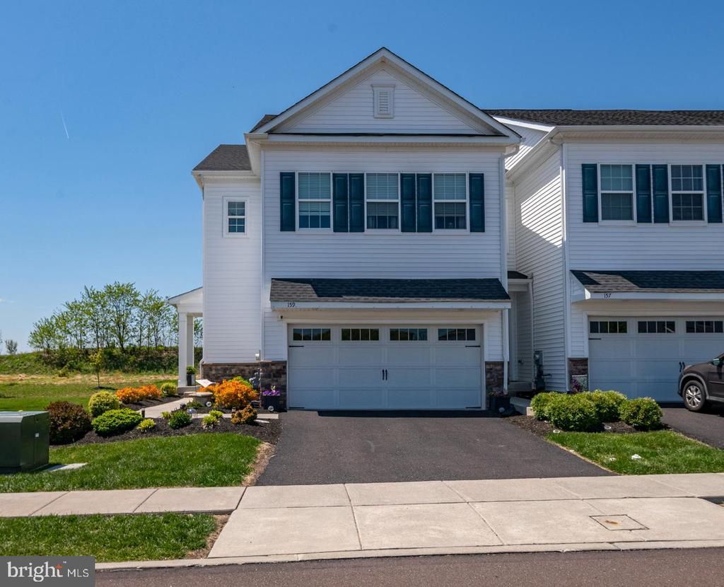 159 GOLDEN VALE DRIVE , ROYERSFORD, PA 19468