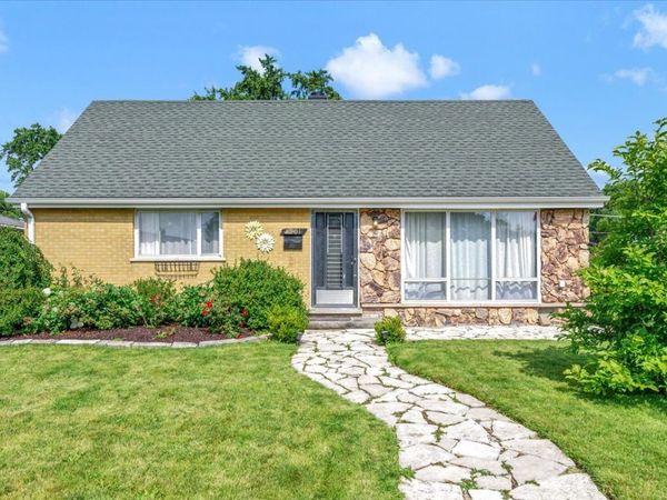 8901 Southfield Drive , Bridgeview, IL 60455