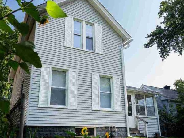 1432 W 6TH Street , Davenport, IA 52802