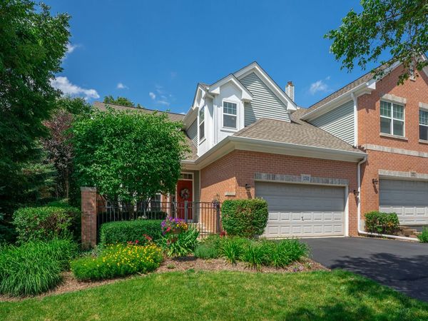 150 Orchards Pass , Bartlett, IL 60103