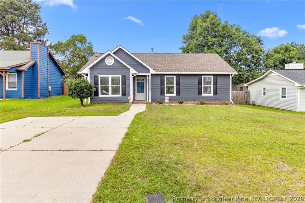 5578 Windy Knoll Place, Fayetteville, NC 28304 Main Photo