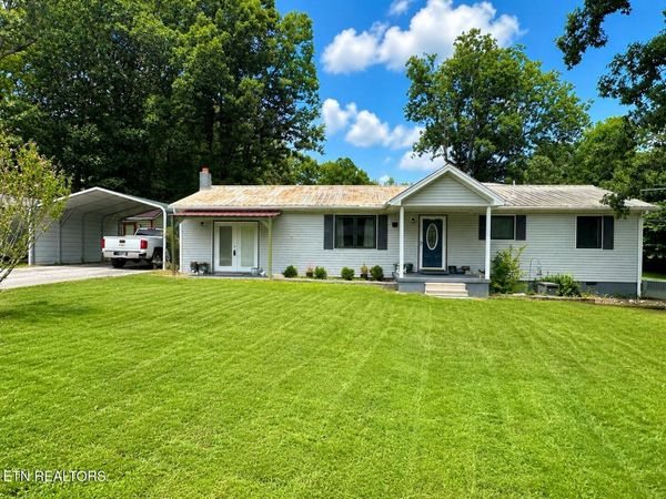 211 Walton Lane Lane, Monterey, TN 38574