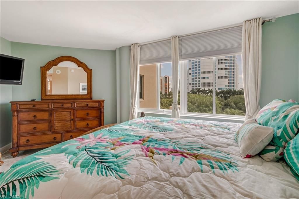 4041 Gulf Shore Blvd N, Unit 308, Naples, FL 34103 Photo