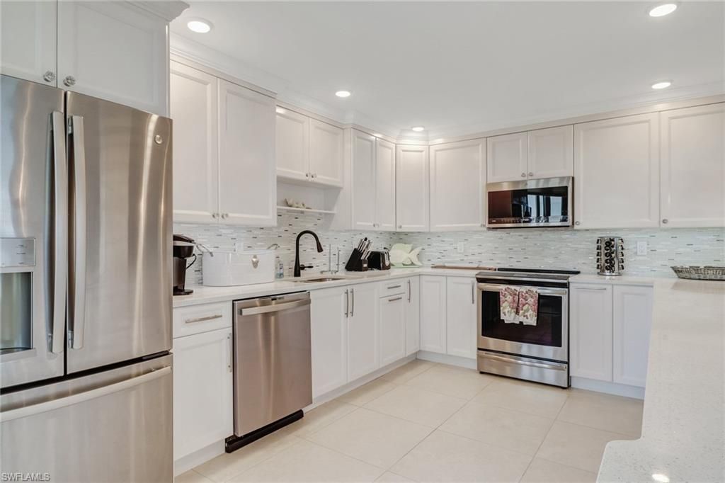 4041 Gulf Shore Blvd N, Unit 1109, Naples, FL 34103 Photo