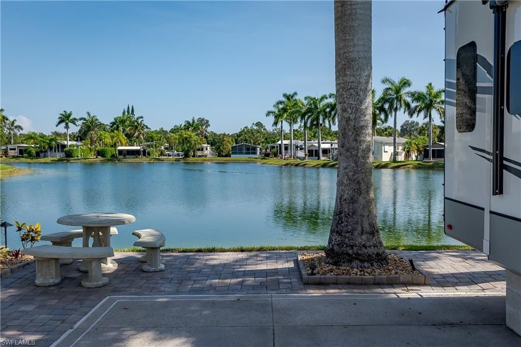 1146 Silver Lakes Blvd, Naples, FL 34114 Photo
