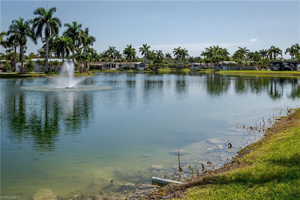 1146 Silver Lakes Blvd, Naples, FL 34114 Photo