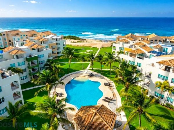 106 HAUDIMAR BEACH APARTMENTS, Unit F, Isabela, PR 00662