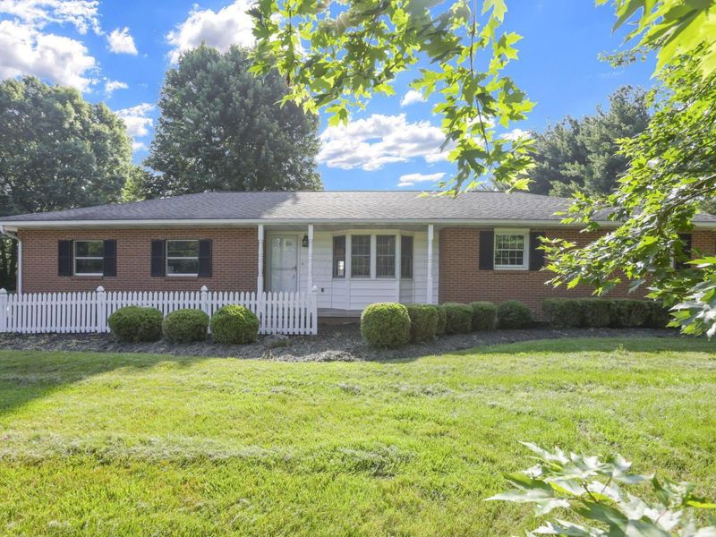 274 N Galena Road, Sunbury, OH 43074 Photo 2