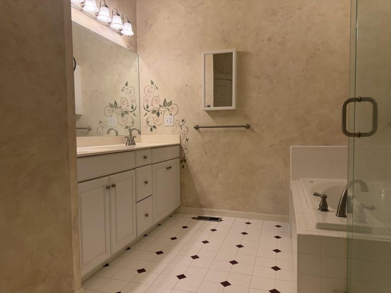 16 Thomas Pointe Drive, Fort Thomas, KY 41075 Photo 18