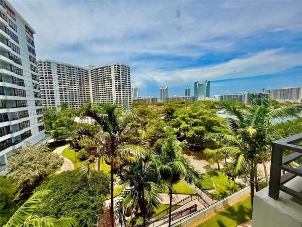 500 Three Islands Blvd , Unit 421, Hallandale Beach, FL 33009
