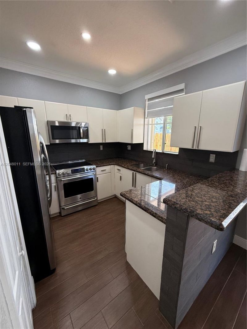 7353 NW 174th Ter , Unit 107, Hialeah, FL 33015 Photo