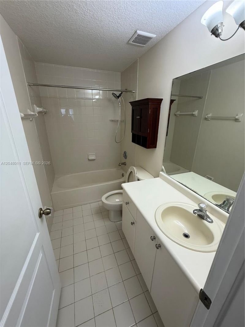 7353 NW 174th Ter , Unit 107, Hialeah, FL 33015 Photo