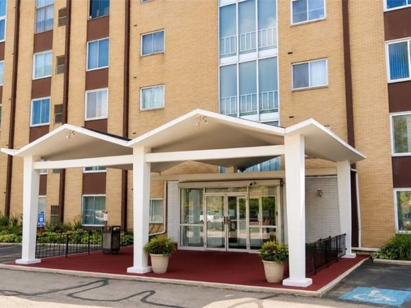 25735 Lorain Road , Unit 224, North Olmsted, OH 44070