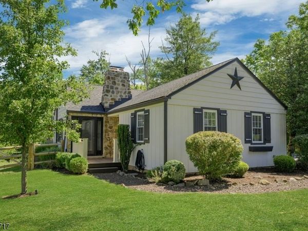 215 Mountainview Rd, Warren, NJ 07059