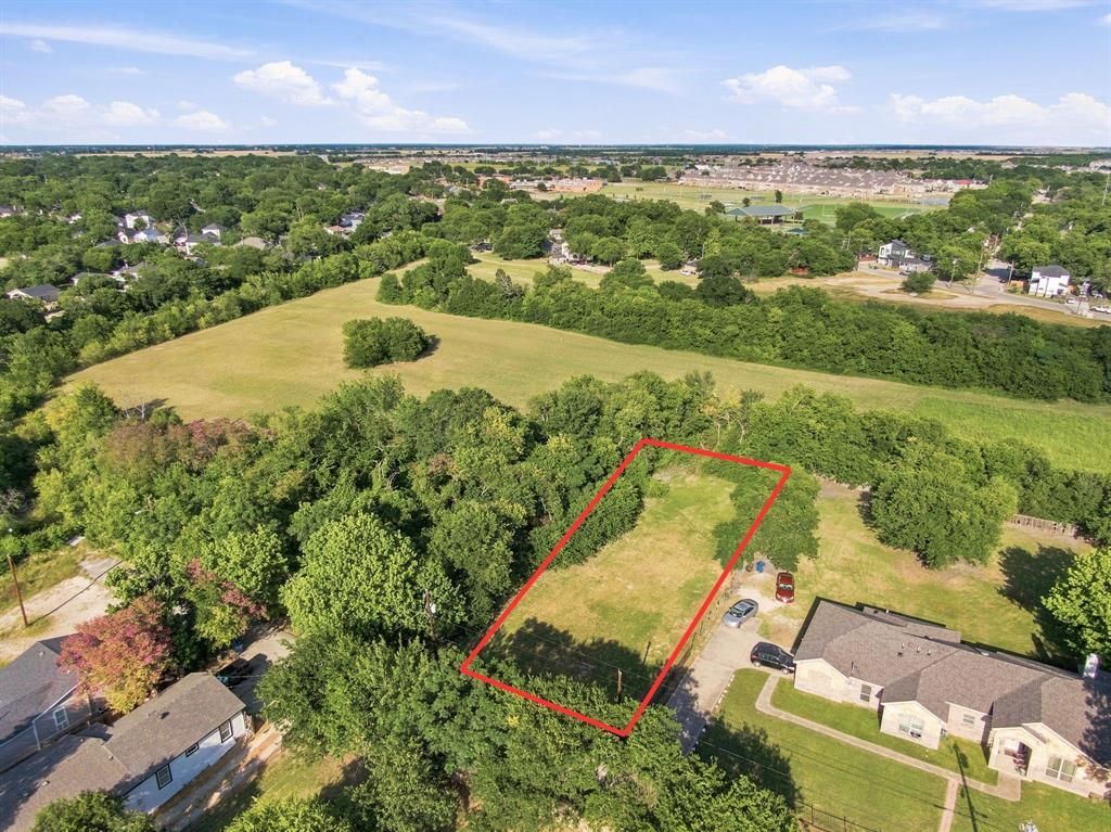 206 Young Street, Waxahachie, TX 75165 Main Photo