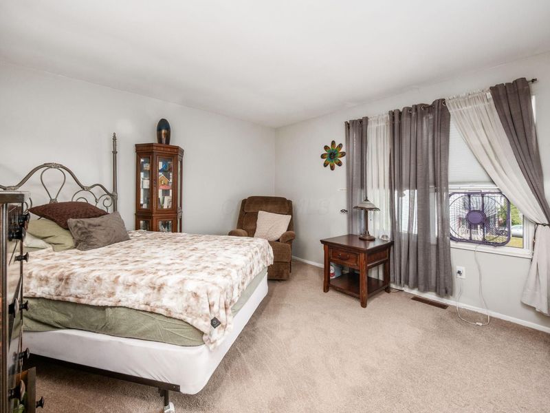 4936-4938 Magnolia Blossom Boulevard, Columbus, OH 43230 Photo 14