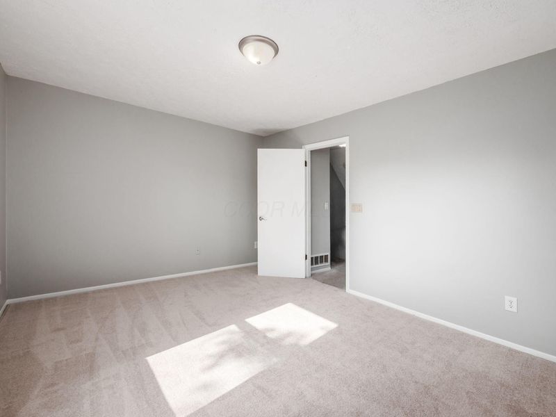 4936-4938 Magnolia Blossom Boulevard, Columbus, OH 43230 Photo 36