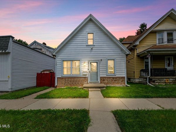 2938 Hartman Street, Toledo, OH 43608