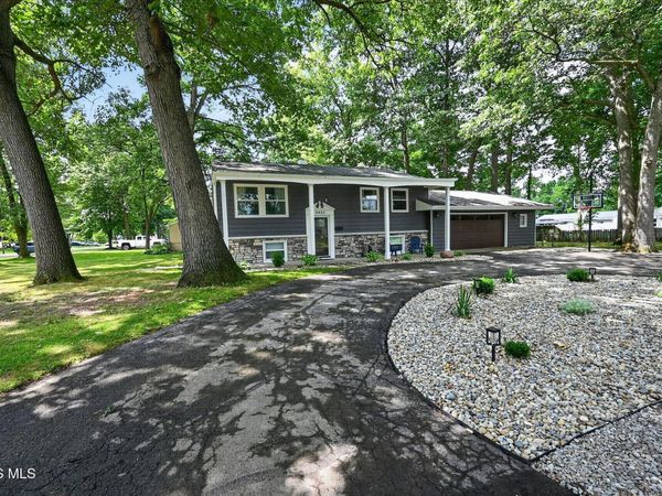5433 Bentbrook Drive , Sylvania, OH 43560