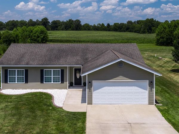 187 Lavern Road, DeSoto, IL 62924