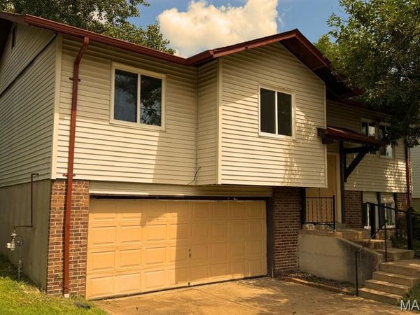 3225 Chicory Creek Lane, Florissant, MO 63031