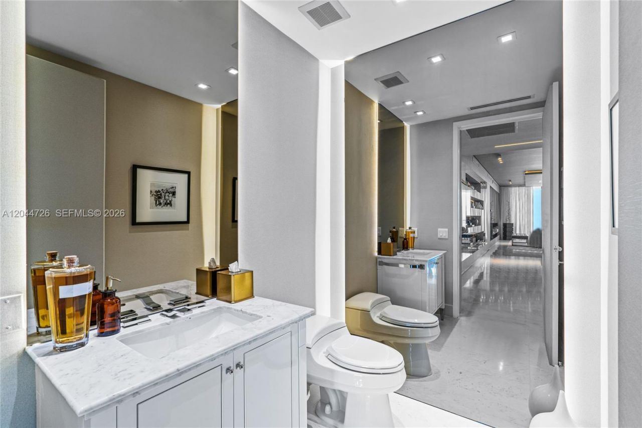 9349 Collins Ave, Unit 605, Surfside, FL 33154 Photo