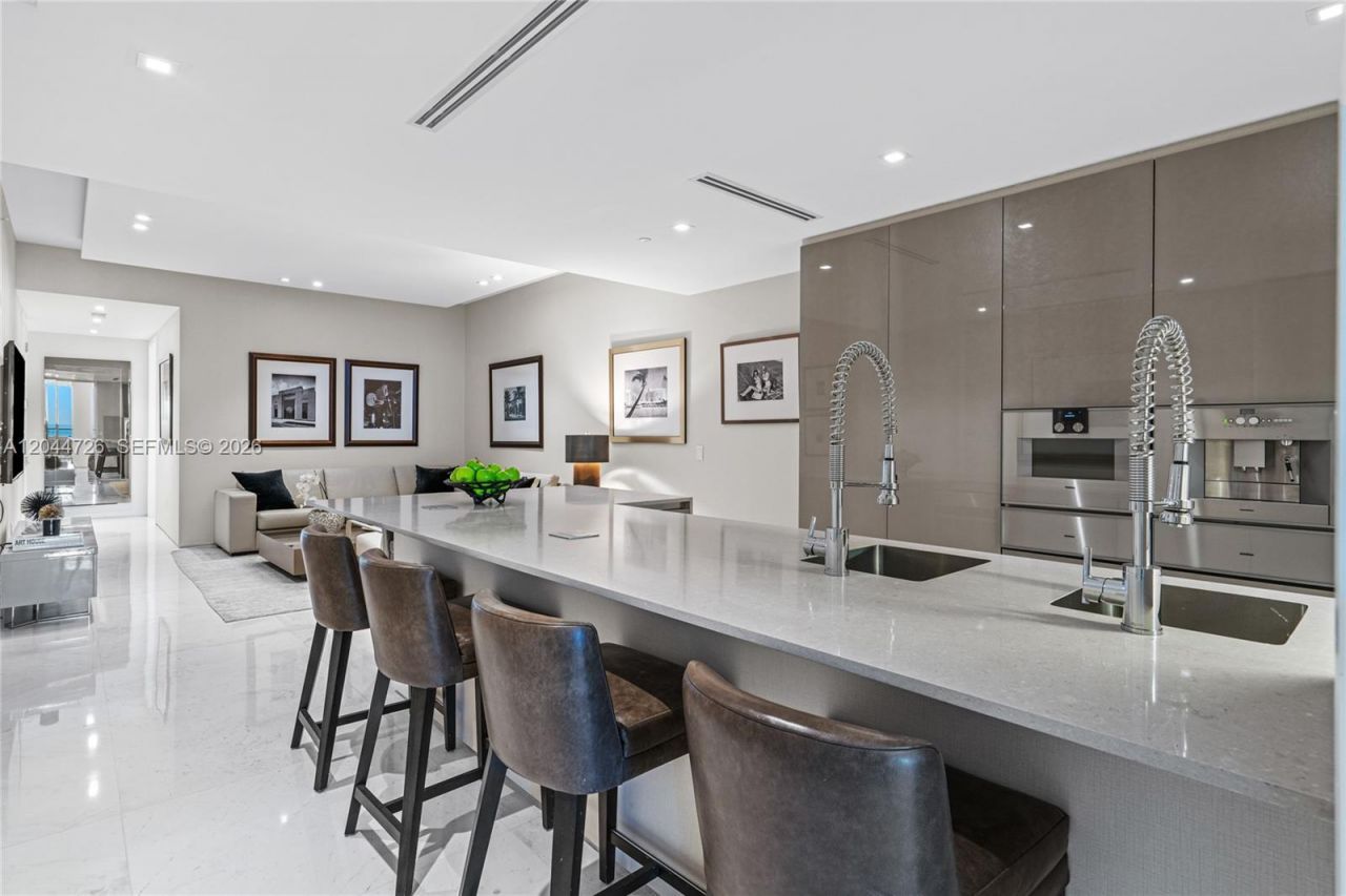 9349 Collins Ave, Unit 605, Surfside, FL 33154 Photo