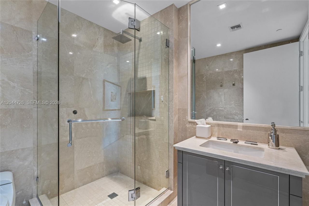 9349 Collins Ave, Unit 605, Surfside, FL 33154 Photo