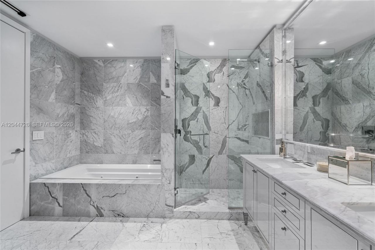 9349 Collins Ave, Unit 605, Surfside, FL 33154 Photo