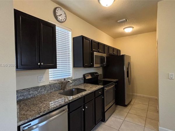 17170 SW 93rd St , Miami, FL 33196