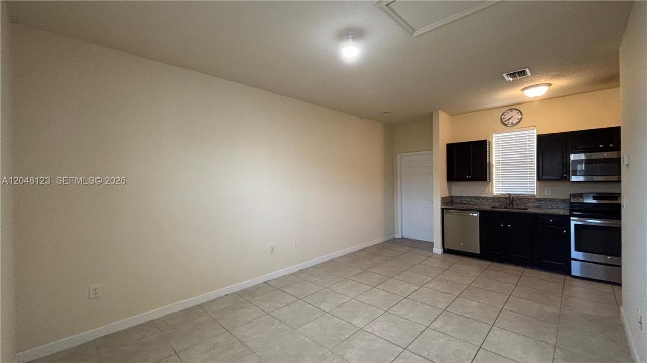 17170 SW 93rd St , Miami, FL 33196 Photo