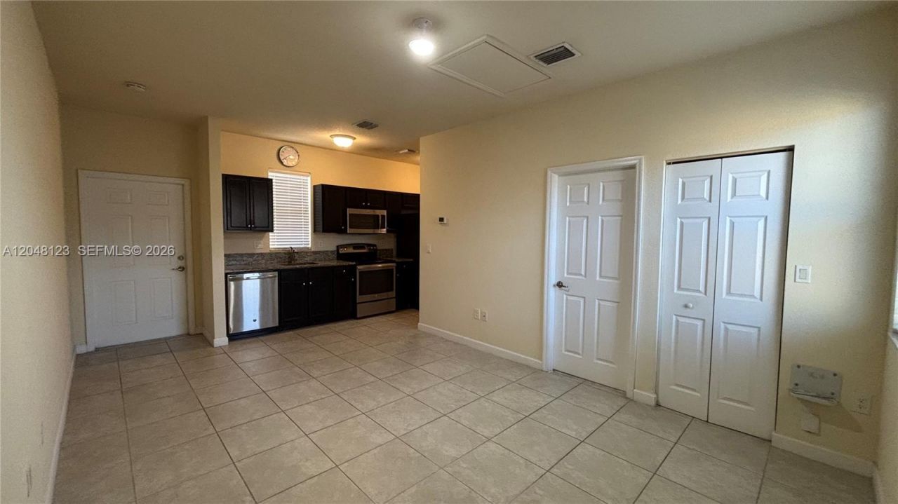 17170 SW 93rd St , Miami, FL 33196 Photo