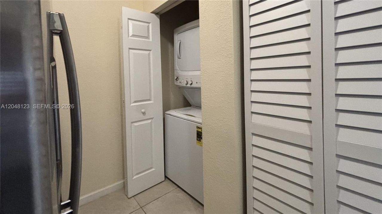 17170 SW 93rd St , Miami, FL 33196 Photo